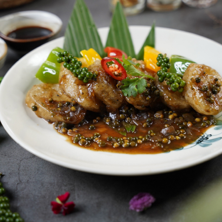 Nấm sò vua áp chảo sốt tiêu xanh